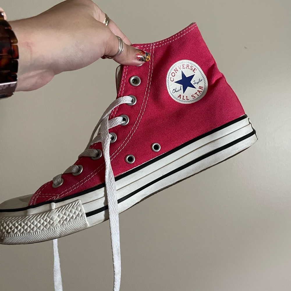 Converse in great shape!